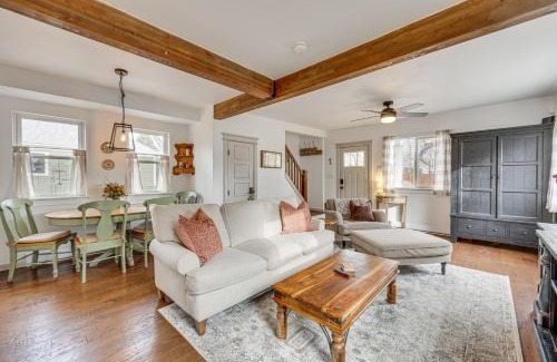 Central Colorado Springs House | Colorado Springs Home Balcony with Mountain Views!