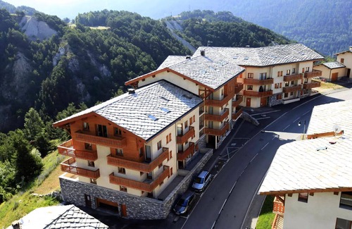 Aussois Apartment | COM407M :Ferienwohnung in ruhiger Lage in der Nähe von kostenlosen Shuttles und Schwimmbad