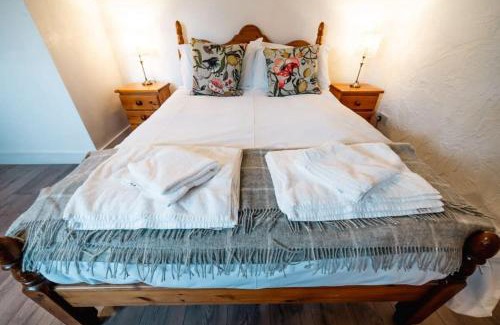 Widemouth Bay House | Combination of 2 Fantastic Coastal Cottages nr Bude