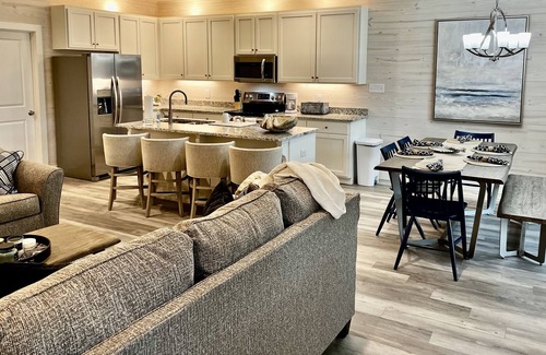 Orange Beach Cottage | Come and get lost at Beach Daze!