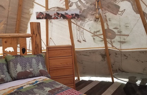 Florence Ski Chalet | Come Stay in a Tipi With WIFI