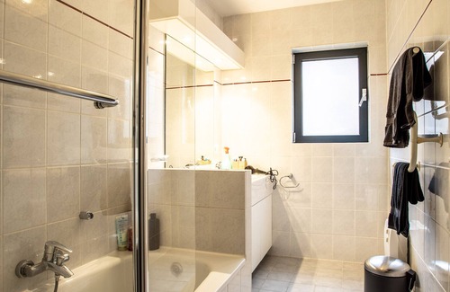 Quartier du Centre - Centrumwijk House | Comenstay.be/ Bold Colors Vintage 4-bedroom, 3-bath APT @ 2min from GRAND PLACE!