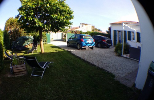 Saint-Clement-des-Baleines House | Comfortable villa, space, nature, fenced garden, 100m beach and village
