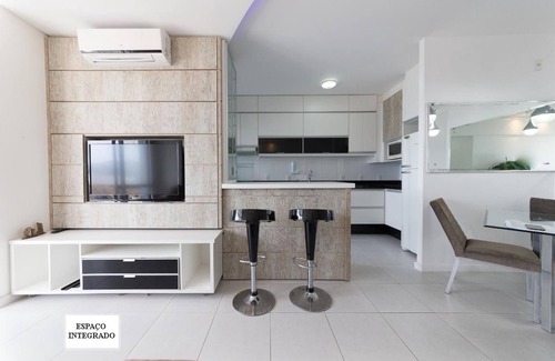 Itacorubi Apartment | Comfortable apartment, complete infrastructure, Itacorubi, enjoy the beach and/or city!