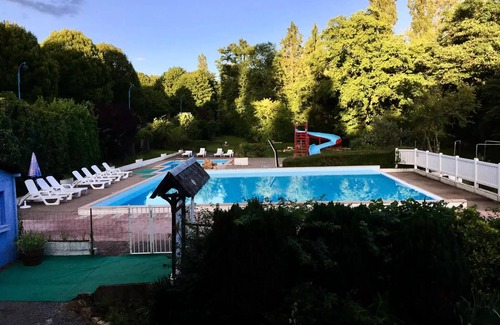 Saint-Honore-les-Bains House | Comfort 2-bedroom mobile home, air-conditioned, sleeps 4