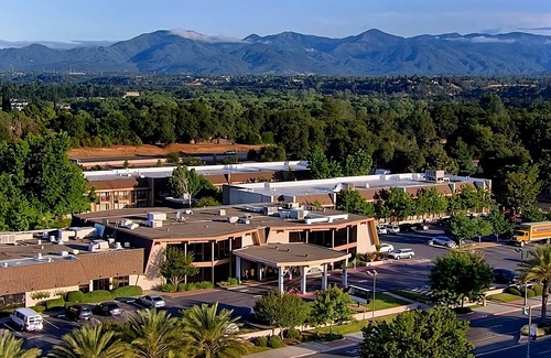 Redding Resort | Comfort and Convenience! 3 Convenient Units, Pool, FREE Parking, Pets Allowed!