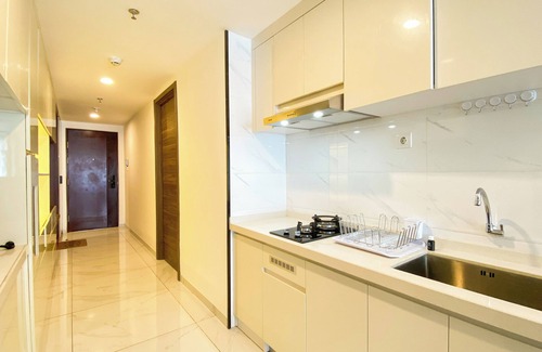 Bumi Serpong Damai Apartment | Comfort And Elegant 3Br Apartment Sky House Bsd