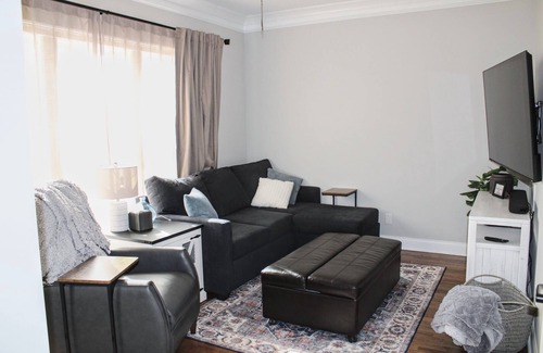 Westside House | Comfort in the Heart of the Upper West Side – Your Home Away from Home!