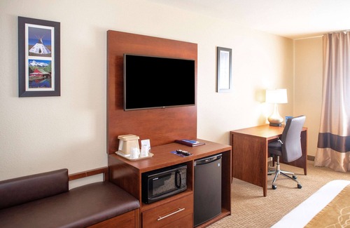 Custer Hotel | Comfort Inn And Suites Custer