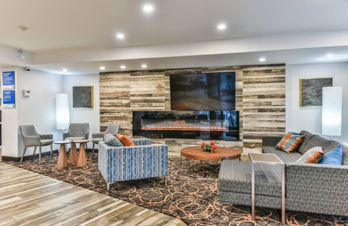 Pointe Claire Hotel | Comfort Inn Montréal Aéroport