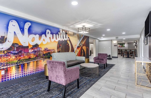 Pennington Bend Hotel | Comfort Inn Nashville - Opryland Area