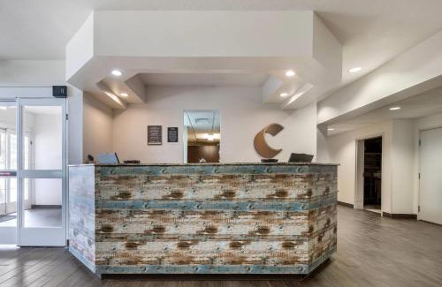 Aztec Hotel | Comfort Inn & Suites