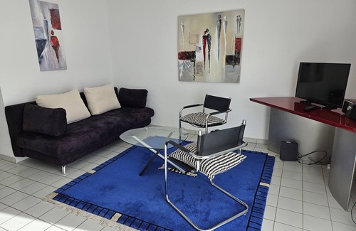 Schwetzingen Apartment | Comfortable 3-room Apartment in Schwetzingen, near Heidelberg and Mannheim