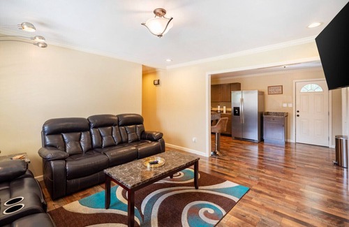 Shannon Apartment | Comfortable 3BR Retreat | Near Downtown Birmingham