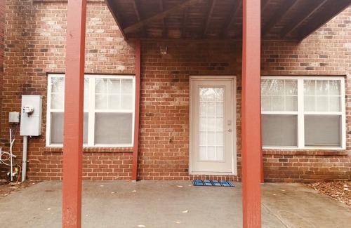 Peachtree Corners House | Comfortable and quiet daylight basement apartment