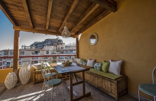 Tabaiba Apartment | COMFORTABLE APARTMENT WITH FIRST LINE TERRACE AND SEA VIEWS
