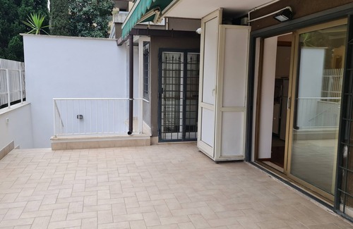 Suburbio XI della Vittoria Apartment | Comfortable apartment with large terrace
