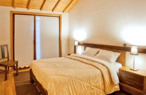 Vieira do Minho House | Comfortable Countryside House in Eira-Vedra with Shared Pool