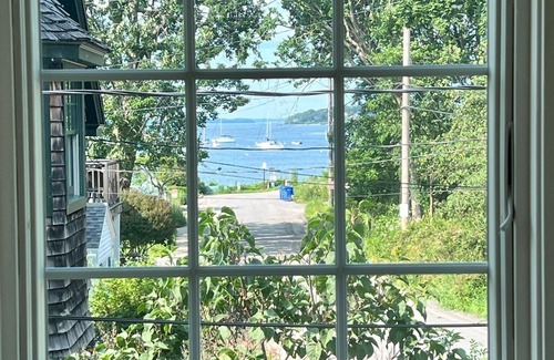 Loveitts Field House | Comfortable, family-friendly home just steps from Willard Beach!