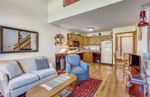 Davis Condo | Comfortable for singles, a couple or small family, Alpine Haus has it all.