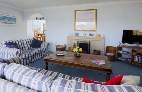 Constantine Bay House | Comfortable House In Lovely Holiday Area With Everything You Require!