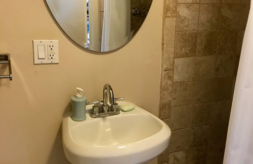 South Pasadena House | * COMFORTABLE, QUIET AND PRIVATE GUEST HOUSE *