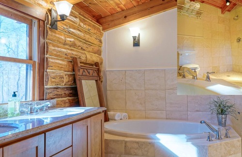 Wittman Cabin | Comfortable Spacious Fun! 6+Acres Pool+Bay Waterfront St Michaels-Yes Weddings!