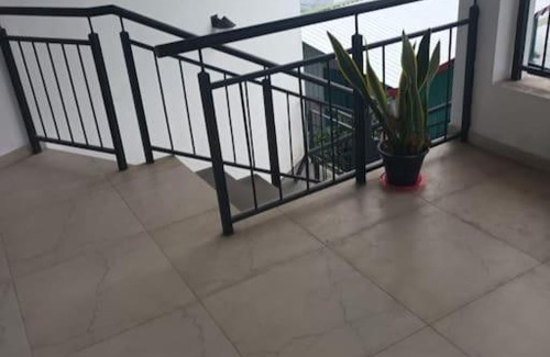 Kaduwela Apartment | Comfortable Stay in Colombo