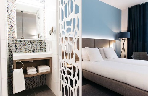 Weert Apartment | Comfortable Stay with Private Parking and Onsite Dining!
