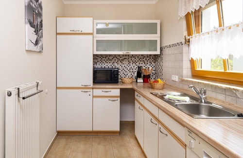 Zingst House | Comfortable terraced house with terrace, garden and pool in the Freesenbruch vacation park