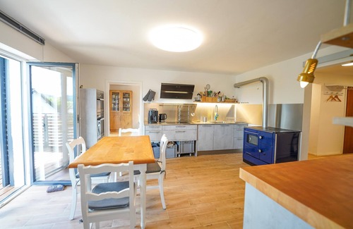 Zwiesel Apartment | Comfortable vacation apartment with balcony (100sqm)