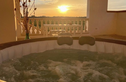 Carmiano Villa | Comfortable villa in pine forest 15' from the sea/Lecce