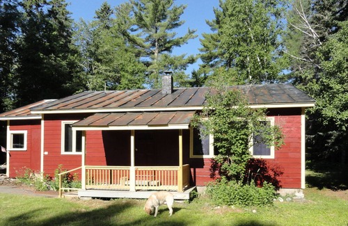 Franklin County Cottage | Comfortable year round cottage minutes to Sugarloaf and Appalachian trail