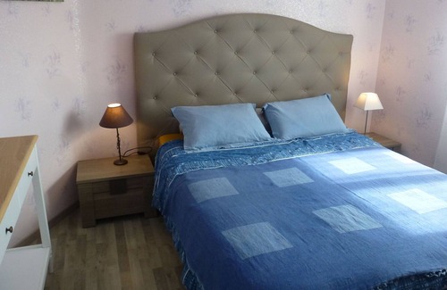 Plougoulm House | Comfortably furnished holiday home with a veranda