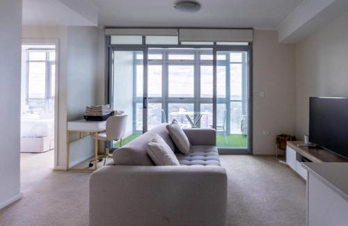 Burwood Apartment | Comfy 1BDR Apartment 3min to Train Station Burwood