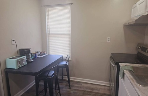 Roselawn Finance Apartment | Comfy 1BR Apt. in Pleasant Ridge