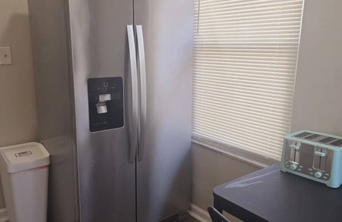 Roselawn Finance Apartment | Comfy 1BR Apt. in Pleasant Ridge