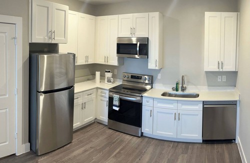 Spring Branch West Apartment | Comfy 2 Bedroom Apartment Near Downtown Houston