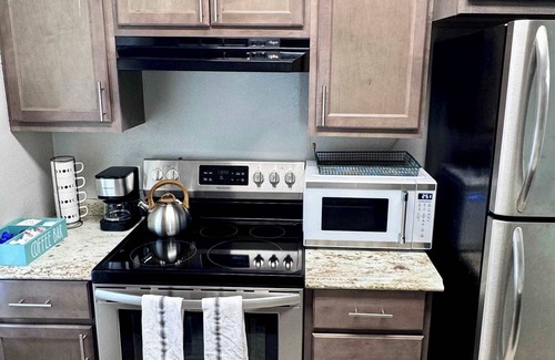 Nederland Apartment | Comfy 2BR/1BA Apt Sum