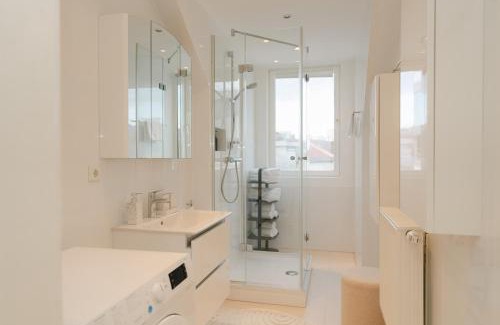 Weißgerber Apartment | Comfy APT for 4-6, 5 min to center, metro & free parking