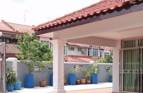 Sekudai House | Comfy Corner House 4BR @10 mins legoland 10-16pax