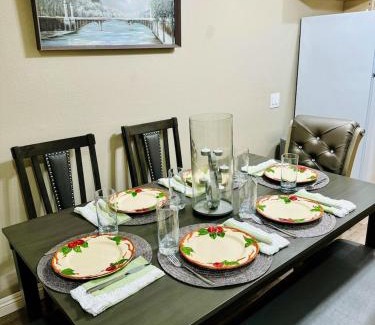 Serra Mesa Apartment | Comfy & Family Friendly in Central San Diego