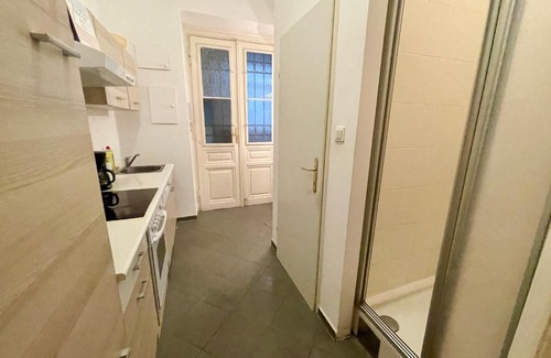Dobling Apartment | Comfy Flat Near Metro Station