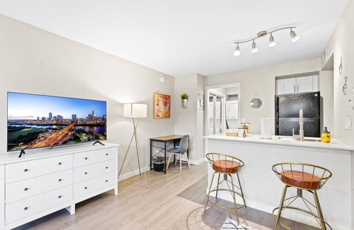 Allandale Apartment | Comfy Studio Close to Downtown and Domain
