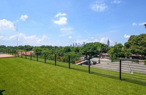 Virginia Highland Apartment | Comfy Studio with Queen Bed, City Walkable!