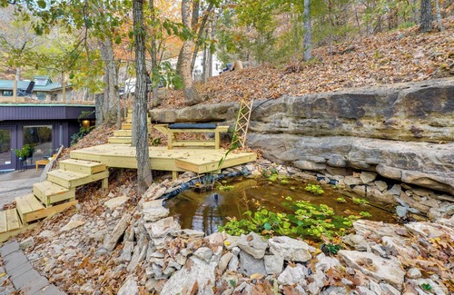 Lost Bridge Village Apartment | Community Perks: Cozy Hideaway Near Beaver Lake