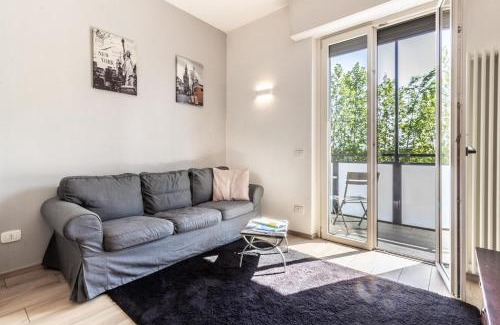 Cantu Apartment | Como a 10 min - Private Parking - 2 Camere 2 Bagni