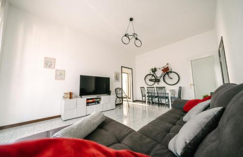 Lipomo Apartment | Como Bike & Family Apartment