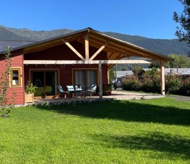 Melipeuco House | Comodidad y Hermosa Vista Volcán