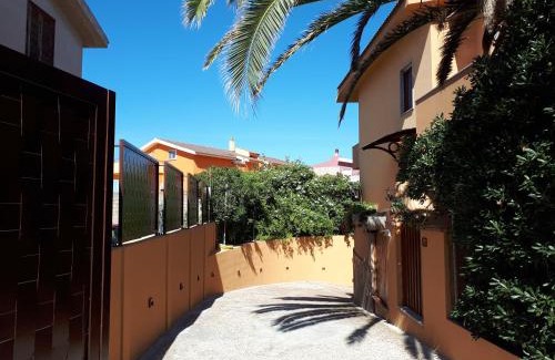 Lu Bagnu House | Comodo appartamento in villa 150 mt dal mare